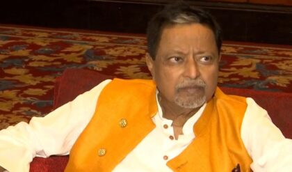 মুকুল নেই, তবুও কৃষ্ণনগর উত্তরে ‘চাণক্য’ আতঙ্ক! ভোটের লড়াইয়ে অদৃশ্য থেকেও গেম-চেঞ্জার রায়সাহেব?