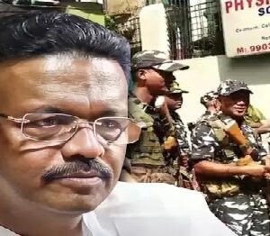 রাত ১টায় ফিরহাদ হাকিমের বাড়িতে কেন্দ্রীয় বাহিনী! “রাস্তায় ডেকে থ্রেট করেছে,” বিস্ফোরক অভিযোগ মেয়রের