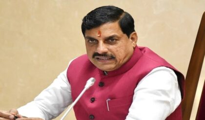 ছাত্রছাত্রীদের স্কলারশিপে বিশাল ধামাকা! ১,৫৫০ থেকে বেড়ে একলাফে ১০,০০০ টাকা; মন্ত্রিসভার মেগা সিদ্ধান্তে খুশির জোয়ার