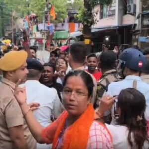 ভোটের দিন রণক্ষেত্র শ্যামপুকুর! দফায় দফায় বিক্ষোভের মুখে বিজেপি প্রার্থী, কমিশনে নালিশ!