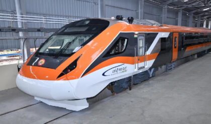 পাহাড় ভেদ করে ছুটবে বন্দে ভারত! সরাসরি জম্মু থেকে শ্রীনগর; উপত্যকায় রেলের মেগা বিপ্লব!