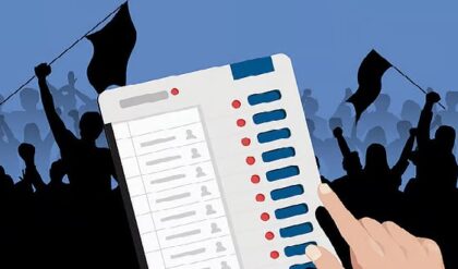 রি-পোলের মেঘ বঙ্গে? বিশেষ পর্যবেক্ষকের স্ক্যানারে ৭৭টি ‘বিতর্কিত’ ইভিএম, কাঁপছে রাজনৈতিক দলগুলো!