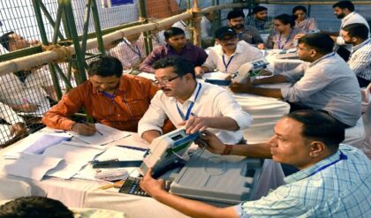 ভোট গণনায় নজিরবিহীন কড়াকড়ি! এবার কিউআর কোড ছাড়া প্রবেশ অসম্ভব, কমিশনের বড় চাল