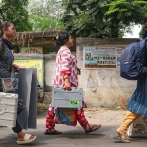বাংলার সিংহাসনে কে? মাত্র ৫৭টি আসনেই লুকিয়ে আছে নবান্নের চাবিকাঠি! ঘুম উড়ল হেভিওয়েটদের