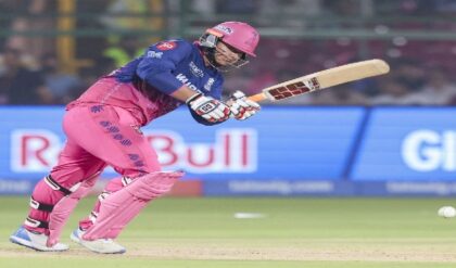 ১৫ বছরের বৈভব কি রক্ত-মাংসের মানুষ নাকি এলন মাস্কের তৈরি AI? বাটলারের প্রশ্নে তোলপাড় ক্রিকেট বিশ্ব!