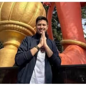 “বিজেপি বিরোধী সব পোস্ট ডিলিট! আপ-ত্যাগের পথে রাঘব? ম্যারাথন জল্পনায় তোলপাড় দিল্লি!”