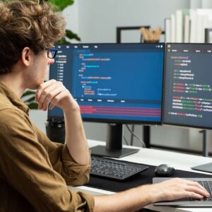 কাজ নেই, শুধু ফোন ঘাঁটা! অফিসের আসল সত্য ফাঁস করলেন IIT প্রাক্তনী? তোলপাড় নেটপাড়া!