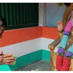 মোদীর জন্য ঘর ছাড়লেন প্রফুল্ল! মাথাভাঙা থেকে শিলিগুড়ি— কেন তৈরি হলো এই ‘মোদী ধাম’? মোদীর জন্য ঘর ছাড়লেন প্রফুল্ল! মাথাভাঙা থেকে শিলিগুড়ি— কেন তৈরি হলো এই ‘মোদী ধাম’?