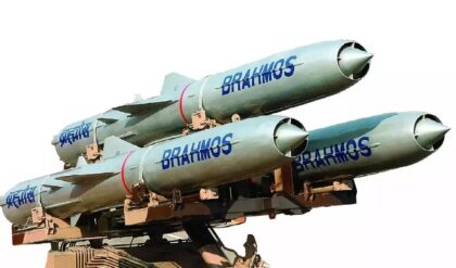 “এক আঘাতেই সব শেষ!” ভারতের নৌবাহিনীর হাতে বিশ্বের সবচেয়ে ঘাতক মিসাইল, টেনশনে পড়শি দেশ “এক আঘাতেই সব শেষ!” ভারতের নৌবাহিনীর হাতে বিশ্বের সবচেয়ে ঘাতক মিসাইল, টেনশনে পড়শি দেশ