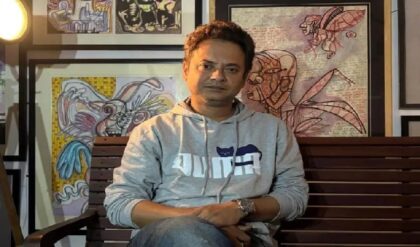 রাহুলের আকস্মিক মৃত্যুতে উত্তাল টলিপাড়া! লীনা-পুত্র অর্কর বিস্ফোরক পোস্ট, কাকে বিঁধলেন পরিচালক? রাহুলের আকস্মিক মৃত্যুতে উত্তাল টলিপাড়া! লীনা-পুত্র অর্কর বিস্ফোরক পোস্ট, কাকে বিঁধলেন পরিচালক?