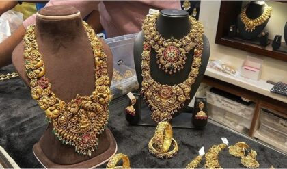 সোমেই সোনার বাজারে ধস! এক ধাক্কায় অনেকটা সস্তা হলো হলুদ ধাতু