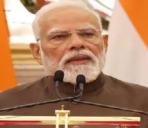 পশ্চিম এশিয়ায় চরম উত্তেজনা! আজ সন্ধ্যায় মোদীর জরুরি বৈঠক, বড় কোনো পদক্ষেপ ভারতের?