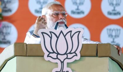 তাপপ্রবাহ না কি বৃষ্টি? আবহাওয়াকে তুড়ি মেরে আসানসোলে মোদীর মেগা র্যালি, প্রস্তুতি তুঙ্গে তাপপ্রবাহ না কি বৃষ্টি? আবহাওয়াকে তুড়ি মেরে আসানসোলে মোদীর মেগা র্যালি, প্রস্তুতি তুঙ্গে