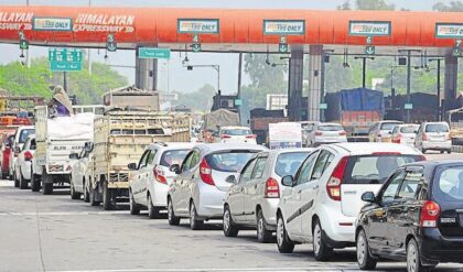 পকেট থেকে নগদ টাকা উধাও! ১০ এপ্রিল থেকে টোল প্লাজায় চিরতরে বন্ধ ক্যাশ লেনদেন, ভোগান্তি নাকি স্বস্তি?