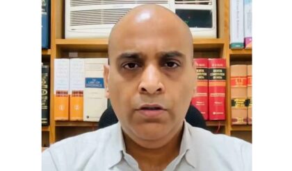 মমতার বিরুদ্ধে সুপ্রিম কোর্টের আইনজীবীর FIR! কেন্দ্রীয় বাহিনীকে নিয়ে কোন মন্তব্যে বিপাকে মুখ্যমন্ত্রী?