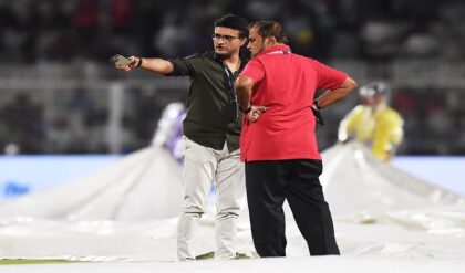 বৃষ্টিতে ভেস্তে গেল কেকেআর-পঞ্জাব ম্যাচ, মুষড়ে পড়েছেন ইডেনের ‘পিচ মালির’ সুজন মুখোপাধ্যায়