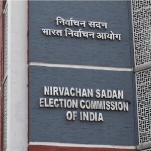 ভবানীপুরের ভোটার তালিকায় বড় ‘সার্জারি’! মমতার খাসতালুকে কত নাম বাদ পড়ল? হিসাব দিল কমিশন