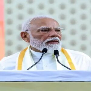 ‘বঙ্গে বোমা বানানোই এখন শিল্প’, শাসক দলকে আক্রমণ মোদির সিউড়ি: বিধানসভা নির্বাচনের প্রাক্কালে পশ্চিমবঙ্গের রাজনৈতিক আবহ ক্রমশ উত্তপ্ত হয়ে উঠছে। এই পরিস্থিতিতে হলদিয়া এবং আসানসোলের পাশাপাশি বীরভূমের সিউড়িতে জনসভা করলেন প্রধানমন্ত্রী নরেন্দ্র মোদি। আসন্ন নির্বাচনে সিউড়ি কেন্দ্র …