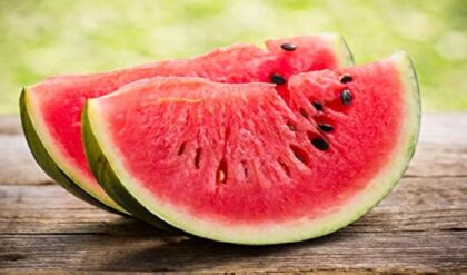 লাল ভেবে বিষ কিনছেন না তো? মিষ্টি ও পাকা তরমুজ চেনার ৩টি গোপন টেকনিক, যা ঠকতে দেবে না আপনাকে!