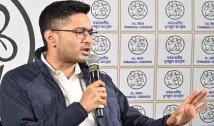 ‘কেন হাসিনাকে আশ্রয়?’ শাহকে বিঁধে বিস্ফোরক অভিষেক! বিজেপির ১৫ প্রতিশ্রুতিকে বললেন ‘প্রহসন’!