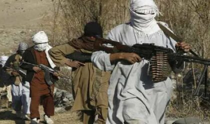 সীমান্তে তুমুল সংঘর্ষ! তালিবানি হামলায় লুটিয়ে পড়ল পাক সেনা, রণক্ষেত্র ডুরান্ড লাইন!