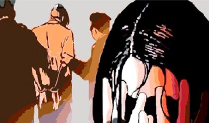 ঘুমের মধ্যেই সব শেষ! প্রত্যাখ্যাত প্রেমিকের অ্যাসিডে ঝলসে গেল তরুণীর শরীর, মর্মান্তিক পরিণতি