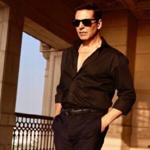 অক্ষয় কুমারের ফ্ল্যাটে থাকছেন মহিলা পাইলট! মাসে কত লক্ষ টাকা ভাড়া পান ‘খিলাড়ি’ কুমার?