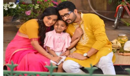 মেগা সিরিয়ালে ফিরছেন পরমব্রত! সঙ্গে দেবাদৃতা, ‘কমলা নিবাস’-এর খবরে হইচই স্টুডিও পাড়ায়