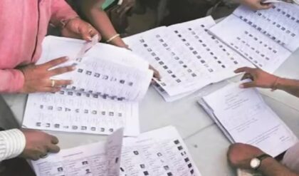 রেকর্ড ভোটার মুর্শিদাবাদে! সবচেয়ে বেশি নাম বাদ গিয়েও শীর্ষস্থানে নবাবের জেলা, ২৩ এপ্রিল কী হতে চলেছে?