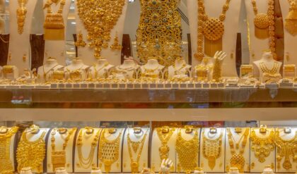 পকেটে টান পড়বে না! অক্ষয় তৃতীয়ায় সোনা-হিরে ও রুপোর গয়নায় ধামাকা অফার, কোন জুয়েলার্সে কত ছাড়? পকেটে টান পড়বে না! অক্ষয় তৃতীয়ায় সোনা-হিরে ও রুপোর গয়নায় ধামাকা অফার, কোন জুয়েলার্সে কত ছাড়?