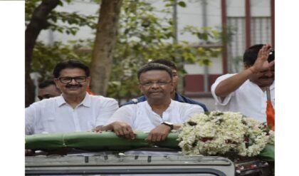 নন্দীগ্রামে যোগীর ‘বুলডোজার’ হুঙ্কার! ‘চমকে-ধমকে লাভ নেই’, কড়া জবাব ফিরহাদের