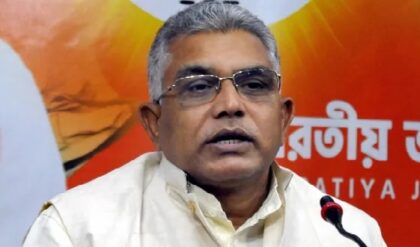 বাংলাতেও কি এবার যোগী-মডেল? বিজেপি ক্ষমতায় এলে ‘বুলডোজার’ নিয়ে মুখ খুললেন দিলীপ ঘোষ!