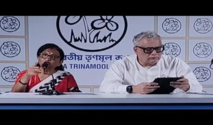 “নির্বাচনে ফায়দা লুটতে মরিয়া কেন্দ্র!” আই-প্যাক কর্তার গ্রেফতারিতে ইডি-কে ‘চরম ডেসপারেট’ কটাক্ষ ডেরেকের “নির্বাচনে ফায়দা লুটতে মরিয়া কেন্দ্র!” আই-প্যাক কর্তার গ্রেফতারিতে ইডি-কে ‘চরম ডেসপারেট’ কটাক্ষ ডেরেকের