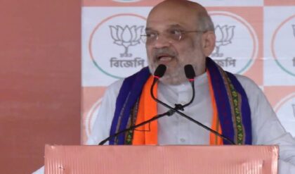 নববর্ষের শুরুতেই বাংলায় বিজেপির ‘হালখাতা’! মালদহ দক্ষিণ থেকে তৃণমূলকে উৎখাতের ডাক দিলেন অমিত শাহ নববর্ষের শুরুতেই বাংলায় বিজেপির ‘হালখাতা’! মালদহ দক্ষিণ থেকে তৃণমূলকে উৎখাতের ডাক দিলেন অমিত শাহ