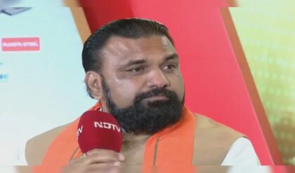 বিহারের রাজনীতিতে বড় ধামাকা! ইস্তফা দিলেন নীতীশ, কুরসিতে বসছেন ‘বিস্ফোরক’ সম্রাট চৌধরি! বিহারের রাজনীতিতে বড় ধামাকা! ইস্তফা দিলেন নীতীশ, কুরসিতে বসছেন ‘বিস্ফোরক’ সম্রাট চৌধরি!