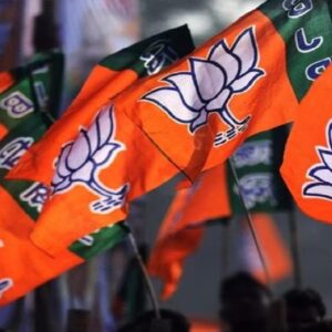 তামিলনাড়ুতে বিজেপির ‘মাস্টারস্ট্রোক’! মাসে ২০০০ টাকা আর ৩টি সিলিন্ডার বিনামূল্যে, মমতার স্টাইলই কি অস্ত্র মোদীর?