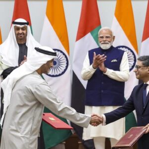 আরব সাগরে ভারতের জয়জয়কার! আমিরাতের হাতে যাচ্ছে ব্রহ্মোস? জয়শঙ্করের কূটনীতিতে কপালে ভাঁজ শত্রুদের!