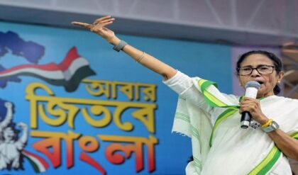 “বাংলা আক্রান্ত হলে দিল্লিকে টার্গেট করব!” মোদী-শাহকে সরাসরি যুদ্ধের ডাক মমতার!