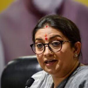 “মাছ-মাংস কি আপনাদের বাপের?” খাদ্যাভ্যাস নিয়ে বিরোধীদের অপপ্রচারের পালটা জবাব স্মৃতি ইরানির!