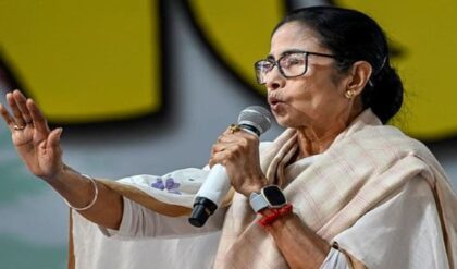 বহিরাগত তত্ত্বে শান মমতার: মালদহ কাণ্ড নিয়ে বিজেপিকে নিশানা করে বীরভূমে গর্জে উঠলেন দিদি!