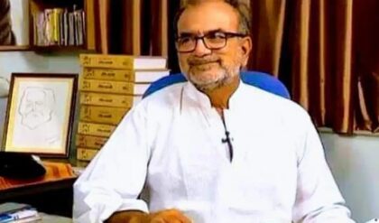 রাজ্যসভার সাংসদ হয়েও নেবেন না পেনশন! নজিরবিহীন সিদ্ধান্ত বিকাশরঞ্জন ভট্টাচার্যের, কারণ কী?