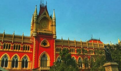 যখন খুশি নিয়ম পাল্টাচ্ছেন কেন?’ কলকাতা হাইকোর্টে তুলোধনা নির্বাচন কমিশন! অধ্যাপকদের ভোটের ডিউটি নিয়ে নজিরবিহীন সংঘাত