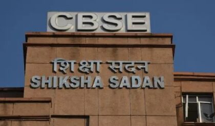 CBSE ১০ম শ্রেণির ফলপ্রকাশ! পাশের হারে বাজিমাত ছাত্রীদের, কীভাবে এক ক্লিকেই দেখবেন মার্কশিট? জেনে নিন