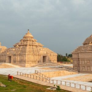 ভ্রমণ না কি ভোট? দিঘার জগন্নাথ মন্দির নিয়ে আমজনতার মিশ্র প্রতিক্রিয়া, মমতার ‘মাস্টারস্ট্রোক’ না কি বিজেপির নকল?