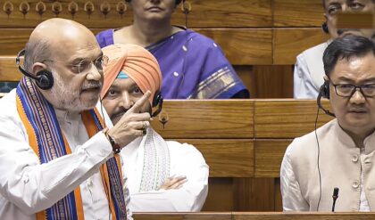 দেশজুড়ে শুরু হয়ে গিয়েছে জনগণনা! সংসদে দাঁড়িয়ে খোদ অমিত শাহর মেগা ঘোষণা, সঙ্গে থাকবে ‘জাতিগত গণনা’ও দেশজুড়ে শুরু হয়ে গিয়েছে জনগণনা! সংসদে দাঁড়িয়ে খোদ অমিত শাহর মেগা ঘোষণা, সঙ্গে থাকবে ‘জাতিগত গণনা’ও