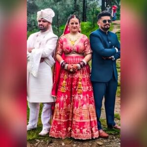 মনে আছে সেই ‘অদ্ভুত’ বিয়ে? হিমাচলের দুই স্বামী ও এক স্ত্রীর সংসারে এল নতুন অতিথি, আবেগঘন পোস্ট বাবার