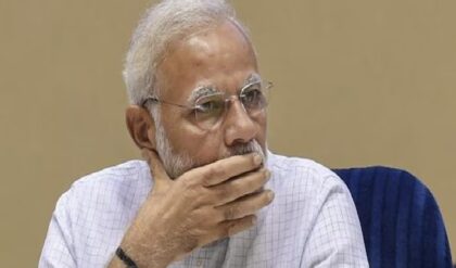 “মোদী ম্যাজিক কি ম্লান? লোকসভায় মুখ থুবড়ে পড়ল সরকারি বিল, দুই-তৃতীয়াংশ ভোট জোগাতে ব্যর্থ বিজেপি!”