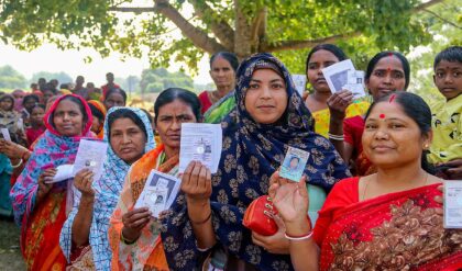 মহিলা ভোটেই কি কেল্লাফতে? প্রথম দফার ভোটের হারে বড় চমক! কার দিকে ঝুঁকছে বাংলার ‘লক্ষ্মীরা’?