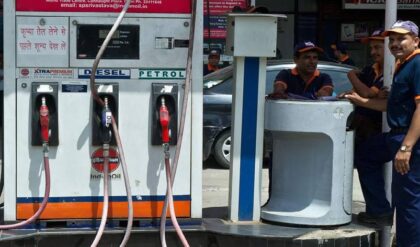 মদেই চলবে গাড়ি? পেট্রোল-ডিজেলের দিন শেষ করতে এবার E85 ফুয়েল আনছে কেন্দ্র!