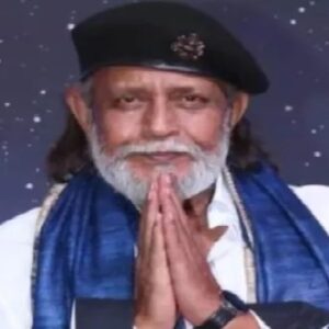 মহাগুরু যখন অলরাউন্ডার! কোহলি-রোহিতদের মতো টিম ইন্ডিয়ার জার্সিতে মাঠে নেমেছিলেন মিঠুন, ফাঁস হল গোপন ইতিহাস